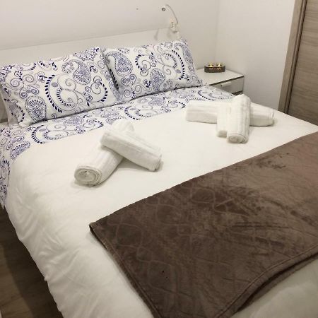 Al Centro Di Cagliari Apartment Ngoại thất bức ảnh