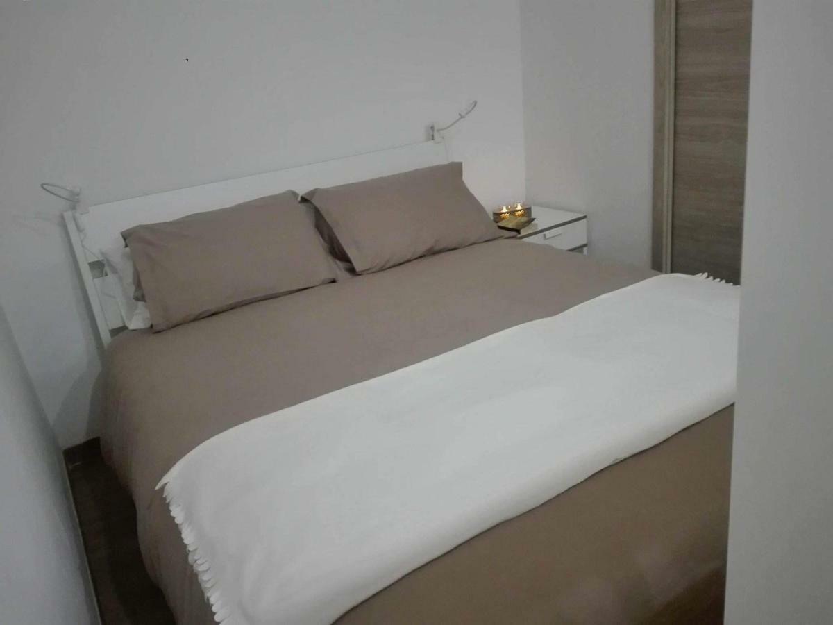 Al Centro Di Cagliari Apartment Ngoại thất bức ảnh
