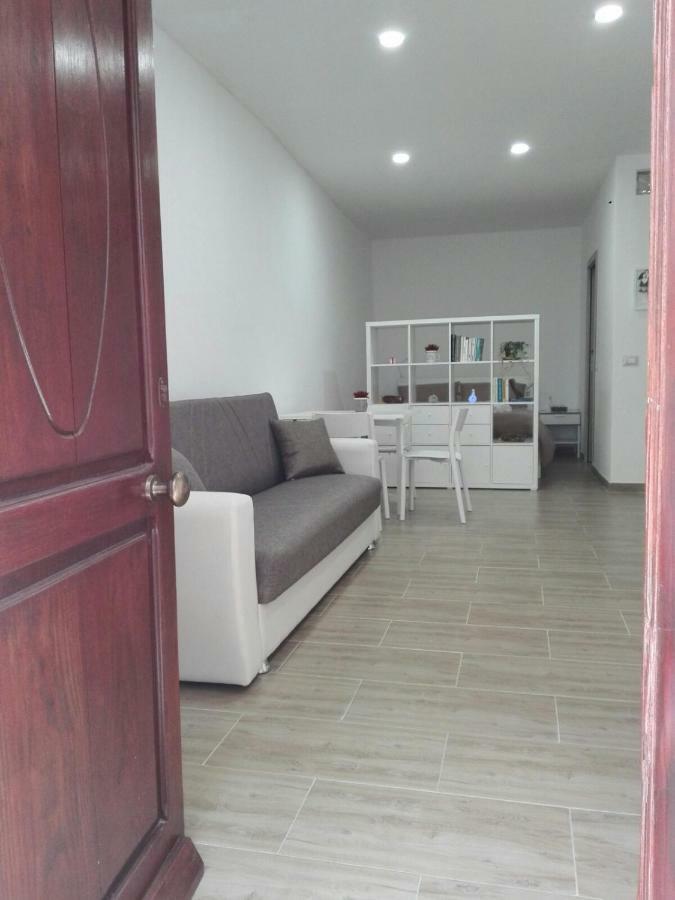 Al Centro Di Cagliari Apartment Ngoại thất bức ảnh